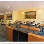 Hotel Plaza Con Piscina 3*