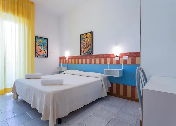 Plaza Con Piscina Hotel Cattolica