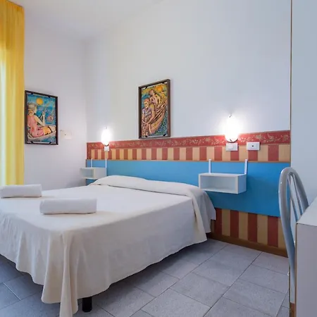 Plaza Con Piscina Hotel Cattolica