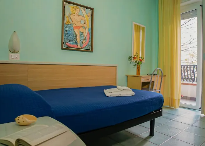 Plaza Con Piscina 3* Каттолика